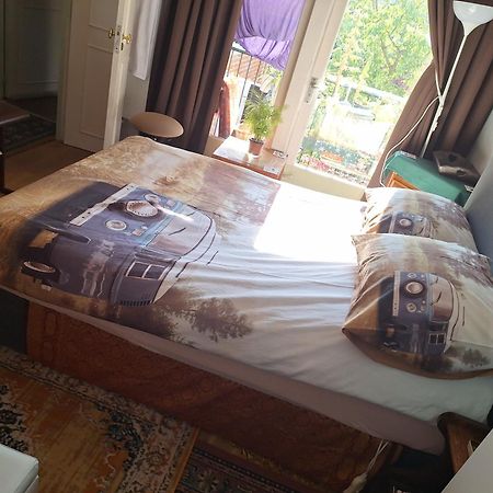 Homey Budget Bedroom อัมสเตอร์ดัม ภายนอก รูปภาพ