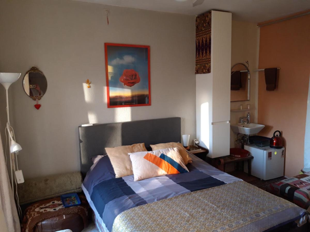 Homey Budget Bedroom อัมสเตอร์ดัม ภายนอก รูปภาพ
