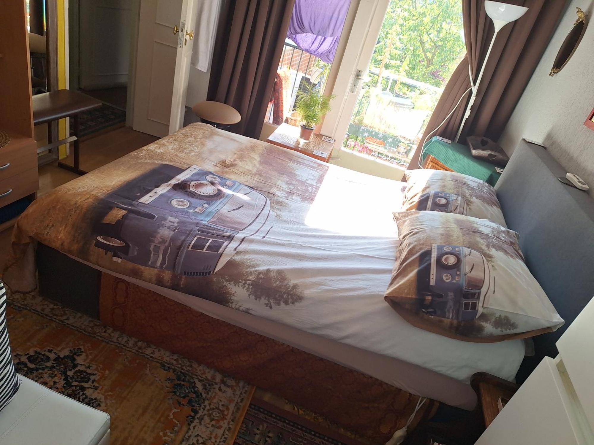 Homey Budget Bedroom อัมสเตอร์ดัม ภายนอก รูปภาพ